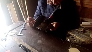 Задвижка на верхний леток своими руками.