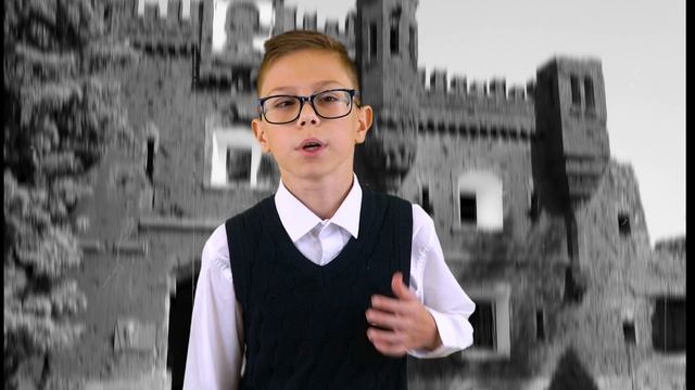 Константин Симонов — Майор привез мальчишку на лафете. Читает ученик 6А класса. смотреть онлайн