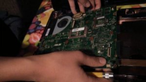 замена термопасты на ноутбуке ASUS часть 1