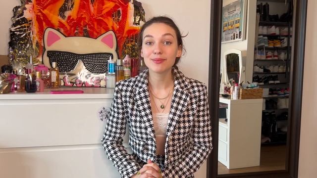 ИНФОЦЫГАНЕ 2. Разоблачение курсов блогеров. Медитация на изобилие денег. Работает? смотреть онлайн