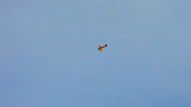 Трюки на Радиоуправляемом самолете