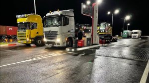 Минус колесо/ Ушёл воздух/ и многое другое по дороге в столицу