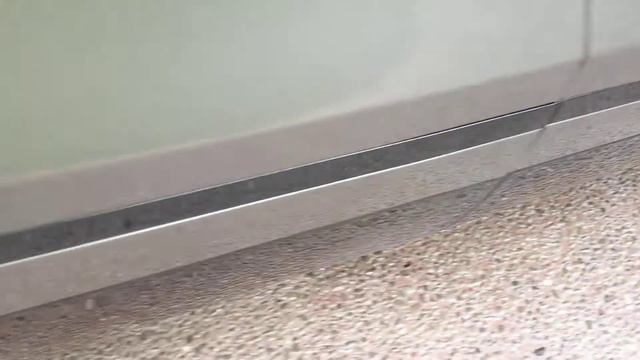 Velar Trim Issue смотреть онлайн