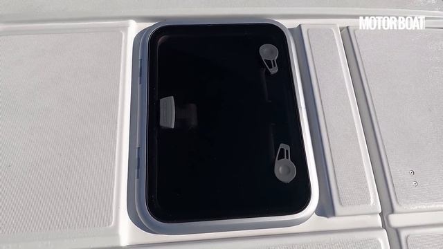 Get more for your money | The magic of the Beneteau Antares 8 | Motor Boat & Yachting смотреть онлайн