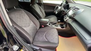Toyota RAV4, 2010г, 2.0 AT (158 л.с.)Экспресс обзор от Ильи Соловьева, Автосалон Boston