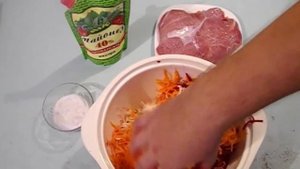 Салат с Жареным Мясом и Овощами кулинарный видео рецепт