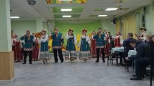 Дарите женщинам цветы ? песня "Ромашка" Елена Василёк  в исполнении хора Русской песни "Варенька"