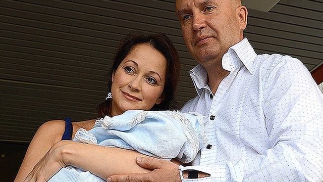 Новые подробности развода звезды: актриса Ольга Кабо лишилась имущества на миллионы рублей смотреть онлайн