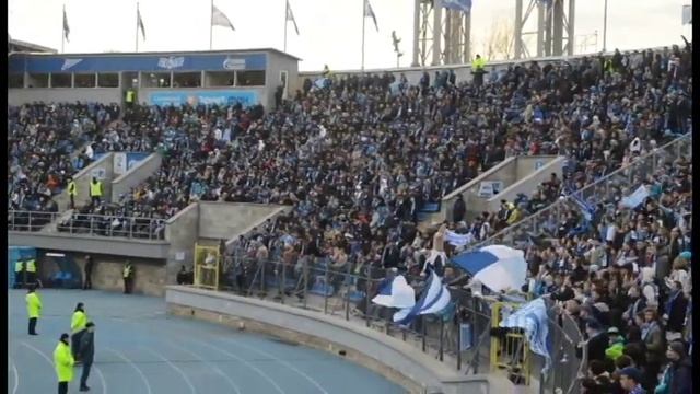 Футбольный клуб ЗЕНИТ игра на Петровском стадионе