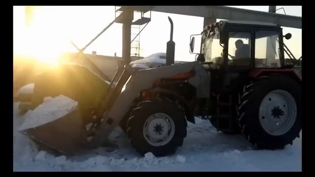 Погрузчик фронтальный. Навесной погрузчик.