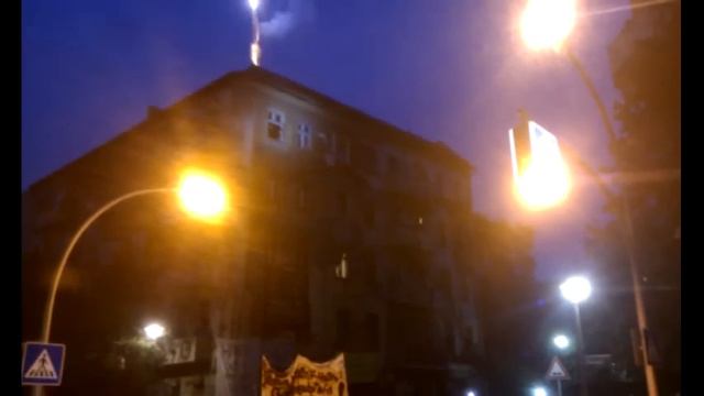 Demonstration 09.07.16 Rigaer Ecke Liebigstr. (3 Videosnippets zusammen) смотреть онлайн