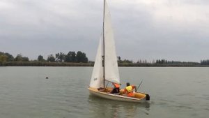 Проба швертбота 420