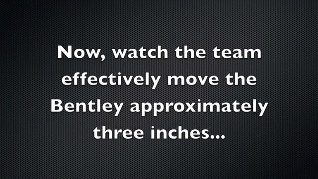 Parking a Bentley with Razor Precision at the "World-Famous" Chicago Motor Cars! смотреть онлайн