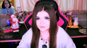 ПЕРЕПИСКА С КУКЛОЙ КАЯКИ ! Мужик следит через камеру телефона! Реакция на Елену Райтман