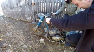 ЗАПУСК МОТОЦИКЛА ПОСЛЕ 20 ЛЕТ ПРОСТОЯ/ИЖ ЮПИТЕР 2(1965г)/ЗАВЕЛИ КАПСУЛУ ВРЕМЕНИ