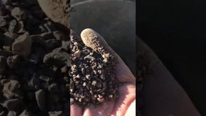 Измельчение керамзита до фракции 5..10 на щековой дробилке с плоскими плитами.