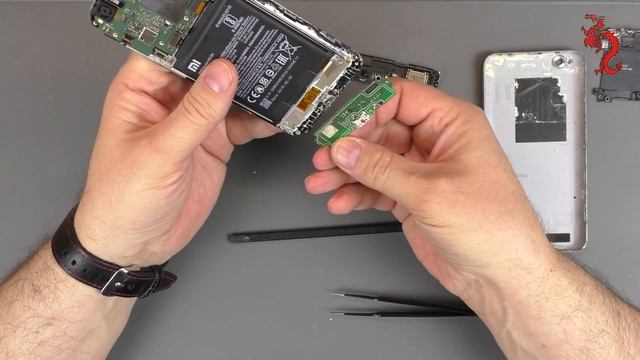 НЕОБЫЧНОЕ ЗАЛИТИЕ REDMI 5A //Восстановление работы микрофона смотреть онлайн