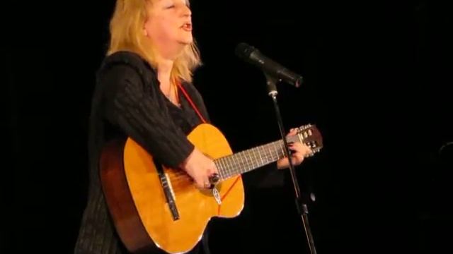 "Медный крестик на груди" Песня Ирины Карпинос смотреть онлайн