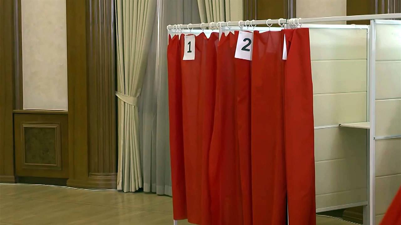 В Азербайджане закрылись избирательные участки на выбора президента