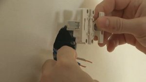 Как установить двойную розетку