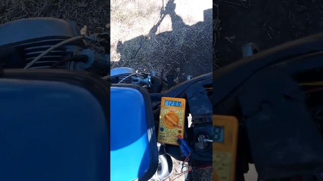 3.Часть генератор г700 - проверка, запуск, замер напряжения #shorts #тикток #тренды #рекомендации смотреть онлайн