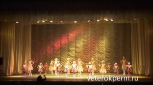 Танец «Веснушки», исполняют средняя и младшая группы