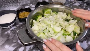 Огурцы на зиму в кисло-сладком маринаде! Для бургеров, шаурмы и сендвичей!?