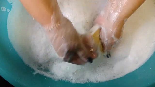 Мыление хозяйственного мыла. смотреть онлайн