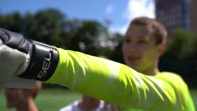 АРТПО против 100 ПОДПИСЧИКОВ | ПОБЕДИТЕЛЬ ЗАБИРАЕТ 10 000 РУБЛЕЙ смотреть онлайн