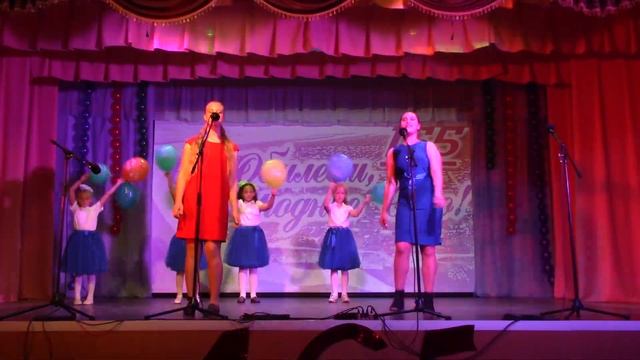 Песня о Богородском. Исполняют Виктория Золотухина и Софья Семенова. смотреть онлайн