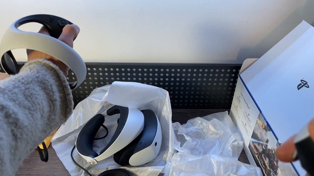 UNBOXING — Sony PS5 PSVR2: Horizon Call of the Mountain + Official VR2 Sense Charging Station (2023