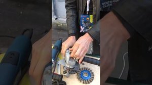 Система быстрого крепления Bosch  X-lock на УШМ. Удобный инструмент