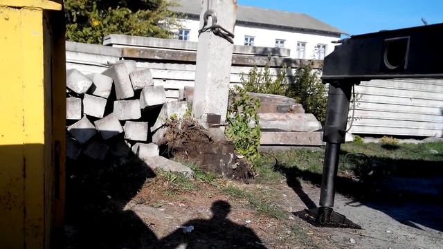Вытягивание столба 20 тонным краном. смотреть онлайн