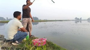 Fishing Video || All the village boys are very experienced at fishing || Amazing hook fishing  trap