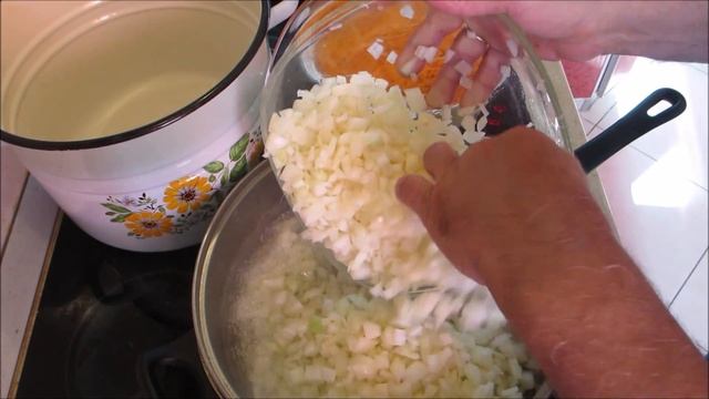 Рецепты на зиму. Борщевая заправка. Как приготовить домашнюю заправку для борща смотреть онлайн