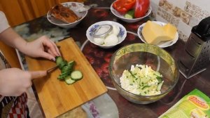 Салат из копченой куриной грудки