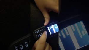 Распаковка и настройка Nokia 105.