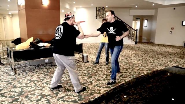 Генуэзская Техника работы с ножом. Олег Мальцев. смотреть онлайн