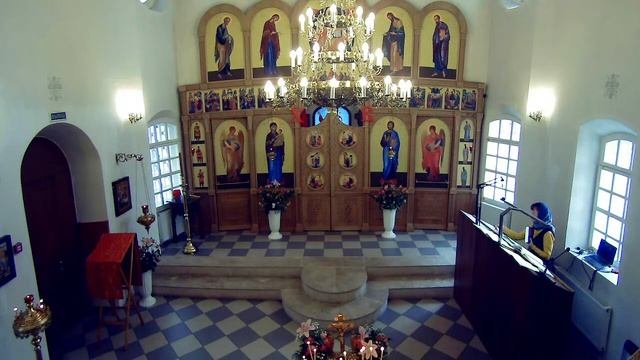 Радоница. Поминовение усопших. Божественная литургия, Панихида