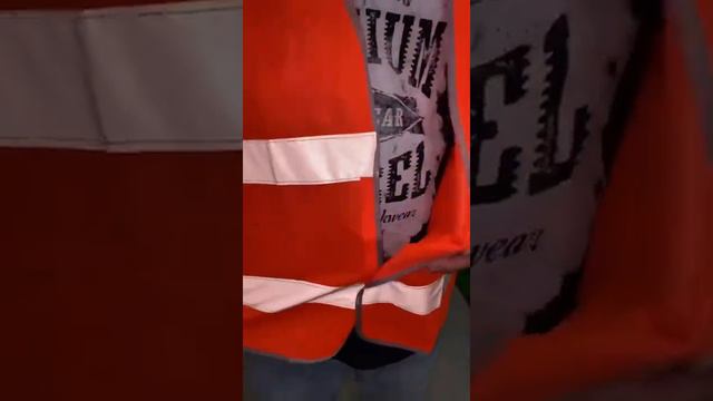 сигнальный жилет смотреть онлайн