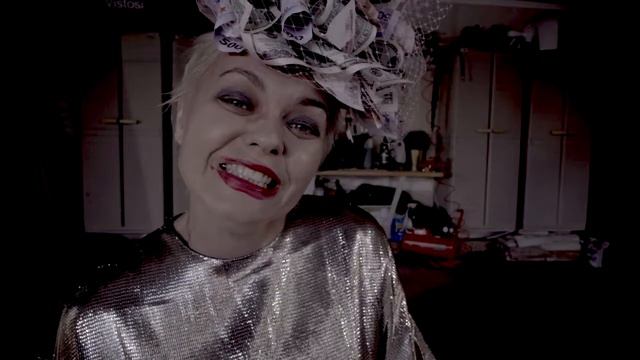 "Сама накрашусь на свои похороны" смотреть онлайн