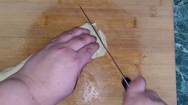 Самый БЮДЖЕТНЫЙ рецепт салата//Вкусно и Просто..Пять минут и готово