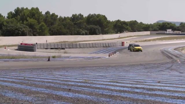 2019 Renault Clio RS Performance Parts смотреть онлайн