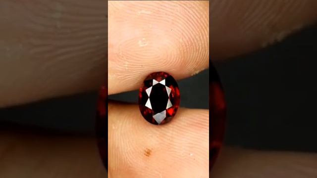 F86 🆕️ Red garnet *pyrope srilangka harga pas Rp 130 rb blum ongkir Dim 8x6x4 mm origin srilangka .