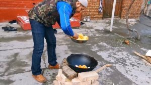 Жизнь в горах Узбекистана. Как готовят 40 баранов в день в старинных тандырах | Country Life vlog