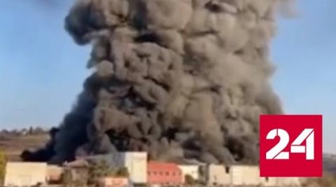 В Италии произошел пожар на крупном химическом заводе - Россия 24 