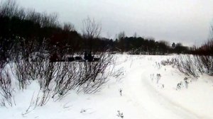 Сравнение больших мототолкачей с цельной и разрезной 600 мм гусеницами после многодневного снегопад