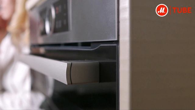Обзор электрического духового шкафа Bosch Serie | 8 HBG632BS1 с экспертом «М.Видео» смотреть онлайн