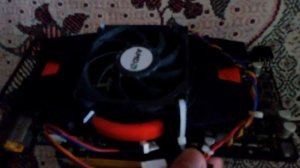 Видеокарта GTX 550TI. Как закрепить вентилятор от процессора стяжками к видеокарте