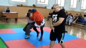 Боевые приемы борьбы. Рукопашный бой.